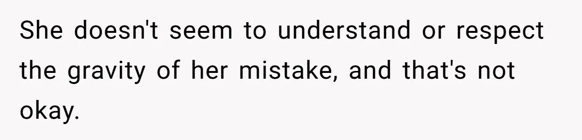 Woman Refuses Cousin’s Wedding After “Recovering From Drugs” Cake Humiliates Her She doesn't seem to understand or respect the gravity of her mistake, and that's not okay.