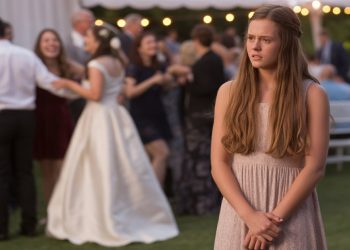 Bride Excludes Lesbian Cousin To Look “Normal,” Ends Up Causing The Only Scene At Her Wedding