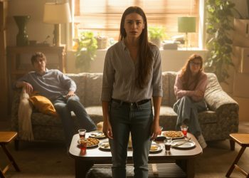 Woman Invites 20 Friends To Apartment Party, Only Two Show Up And Everything Implodes