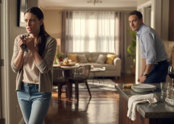 Man Lets Family Back In After Wife Changes Locks, Regrets It When The House Gets Robbed Again Man Lets Family Back In After Wife Changes Locks, Regrets It When The House Gets Robbed Again