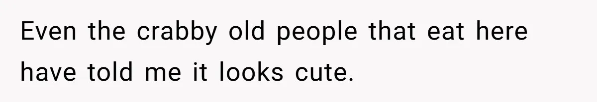 Retail Manager Demands “Mostly Natural” Hair, Gets Furious When Employee Follows The Rule Exactly And Still Keeps Color Even the crabby old people that eat here have told me it looks cute.