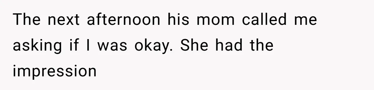 Boyfriend Explodes Over Girlfriend's Innocent Hospital Photo, Then He Tells His Mom It "Triggers Anxiety" The next afternoon his mom called me asking if I was okay. She had the impression