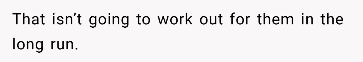 Lurker Tells Reddit Empathy Matters, Now Strangers Call Her “Toxic” For Not Worshipping Revenge That isn’t going to work out for them in the long run.