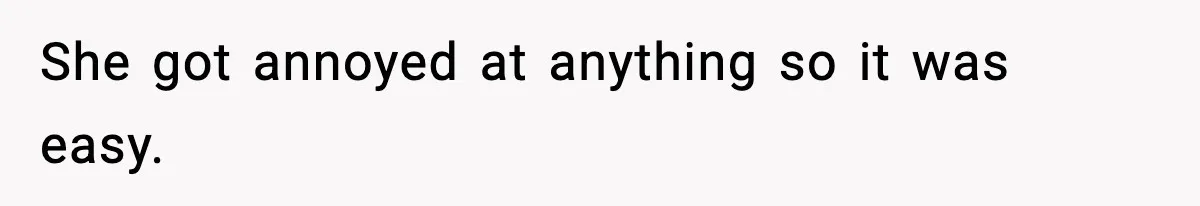 Tyrannical Middle School Vice Principal Finds Out No One Likes Her After Charity “Arrest” Leaves Her Stuck All Day She got annoyed at anything so it was easy.
