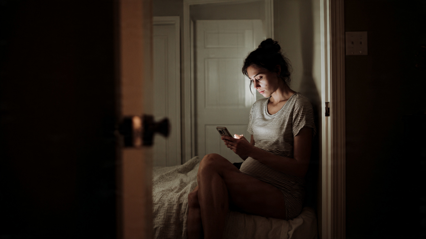 A Modern Fairy Tale Gone Wrong: When an Online Influencer Changed Her Fiancé Overnight