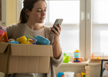 Woman Refuses To Give Sister Her Daughter’s Hand-Me-Downs After Parents Treated Her Pregnancy As “Tough Love”