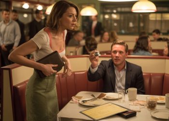 Woman Calls Out Boyfriend’s “Free Country” Logic After He Embarrasses Her In Public