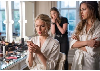 Bride Tells Bridesmaid Sister to Wash Her Hair Before Wedding, Gets Called a Bridezilla