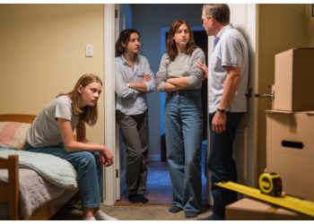 Parents Plan to Adopt a Teen, Then Tell Their 15-Year-Old to Give Up Her Room Parents Plan to Adopt a Teen, Then Tell Their 15-Year-Old to Give Up Her Room