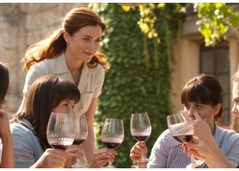 Woman Faces Her Old Bully and Pretends Not to Remember Her