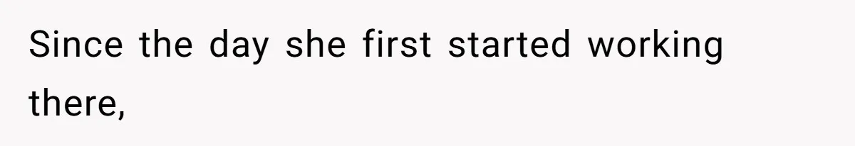 Wife Snapped After Husband Gave His Number To A Flirty Colleague Since the day she first started working there,