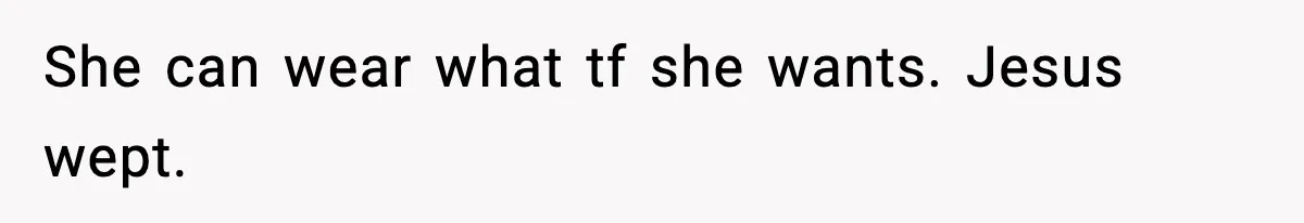 Sister Tells Bride To Cover Burn Scar, Groom Uninvites Her From The Wedding She can wear what tf she wants. Jesus wept.