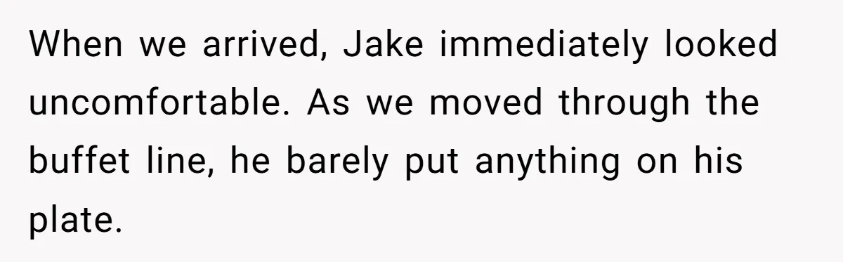 Woman Calls Out Her Date’s Picky Eating After He Embarrasses Her In Front Of Colleagues When we arrived, Jake immediately looked uncomfortable. As we moved through the buffet line, he barely put anything on his plate.