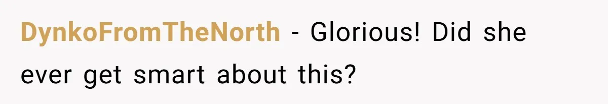 Colleagues Team Up After One Coworker Claims Every Single Holiday Day Off DynkoFromTheNorth − Glorious! Did she ever get smart about this?