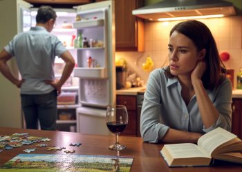 Man Yells About Ruined Thanksgiving, Ignores That He Never Bought A Turkey