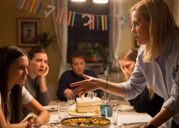 Woman Leaves Birthday Party After Mother Insults Teen Stepdaughter Woman Leaves Birthday Party After Mother Insults Teen Stepdaughter