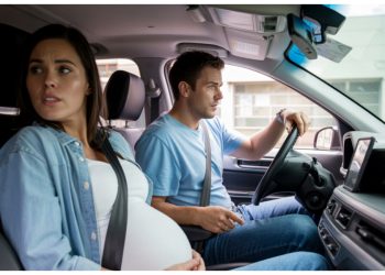 Pregnant Woman Jokes About Meth With Doctor, Husband Gets Furious