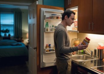 Man Fakes Peanut Allergy To Avoid One Date, Now He’s Been Lying To Everyone For Years