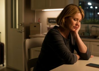 Woman Refuses To Help Injured Mom After Getting Cut Out Of Will