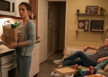 Woman Realizes Boyfriend Is Living Off Her, Tells Him To Move In Or Leave