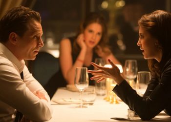 Man Got Catfished On A Date, Then The Real Catfisher Showed Up With Her Friend For ‘Support’