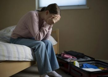 Teen Feels Abandoned By Dad After His New Girlfriend Destroys Family Traditions