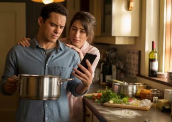 Man Faces Panic When He’s Asked To Cook For His Girlfriend’s Michelin Star Chef Grandfather