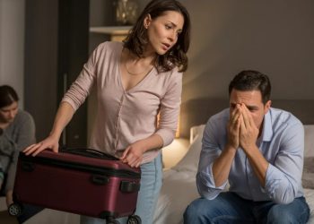 Wife Tells Husband She’s Done After He Dismisses Her PPD Struggles And Throws Meltdown