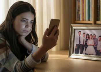 Daughter Exposes Family’s Mistreatment On Social Media After Parents Forget Her On Wedding Day