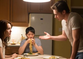 Girlfriend Stops Boyfriend From Correcting Chinese Roommate, Now He’s Upset