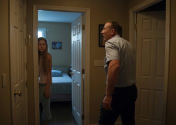 She Was Asked to Apologize After Her Stepdad Walked In on Her, but the Real Issue Was the Missing Door