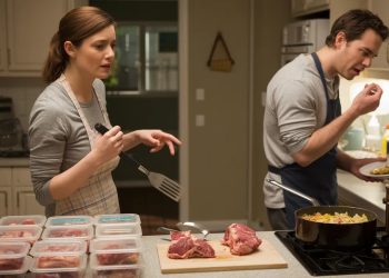 She Asked Her Husband to Wait 10 Minutes Before Eating. It Turned Into a Fight About Control