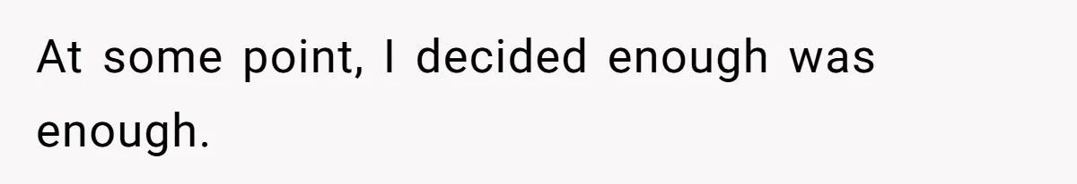 Neighbor Throws Bones Over the Fence, But This Man’s Petty Revenge Leaves Him Speechless At some point, I decided enough was enough.