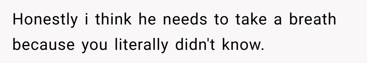 Woman Brought Pad Thai to a Potluck, Then Got Called “Inconsiderate” Over an Allergy No One Told Her About Honestly i think he needs to take a breath because you literally didn't know.