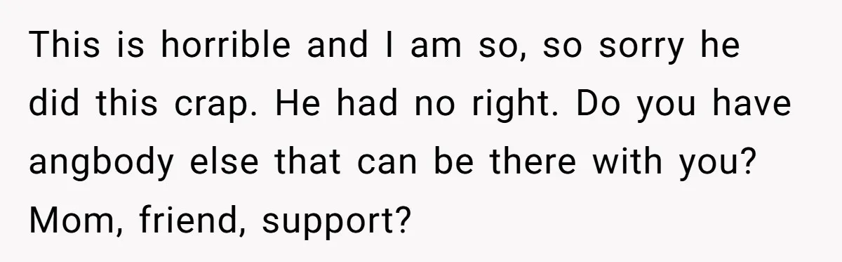 Man Waits Until His Girlfriend Is 39 Weeks Pregnant To Reveal He’s Still Married, Then Backs Out This is horrible and I am so, so sorry he did this crap. He had no right. Do you have angbody else that can be there with you? Mom, friend,...
