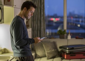 He Refused to House Sit for His Ex While He Vacationed With His New Girlfriend, and Reddit Called It a Clear Boundary Issue