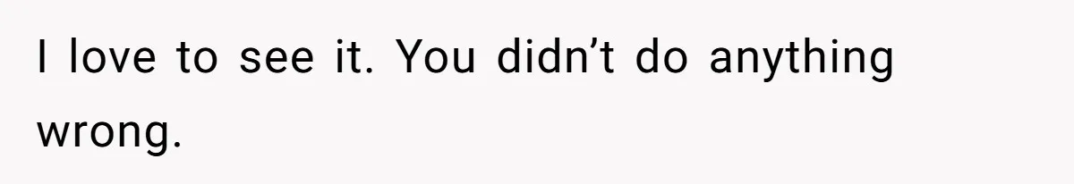 Husband Kicks Parents Out After Mom Grabs Wife’s Belly And Asks If She’s Pregnant I love to see it. You didn’t do anything wrong.