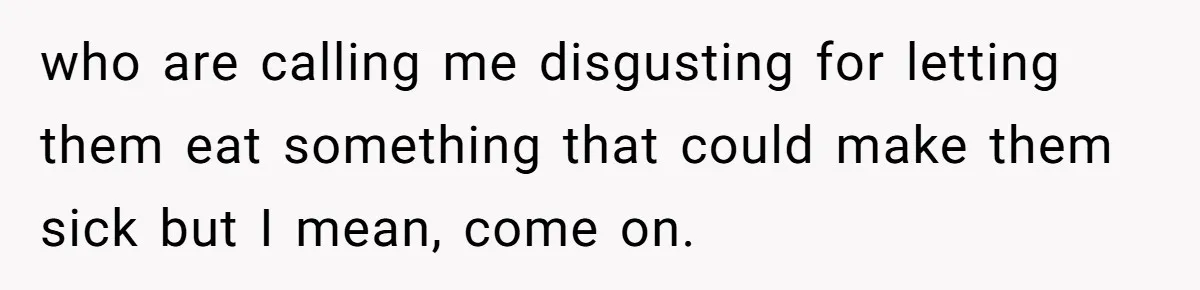 Her Flatmates Kept Stealing Her Food, Then They Accidentally Ate the “Gym Rice” Hidden Under Her Desk who are calling me disgusting for letting them eat something that could make them sick but I mean, come on.