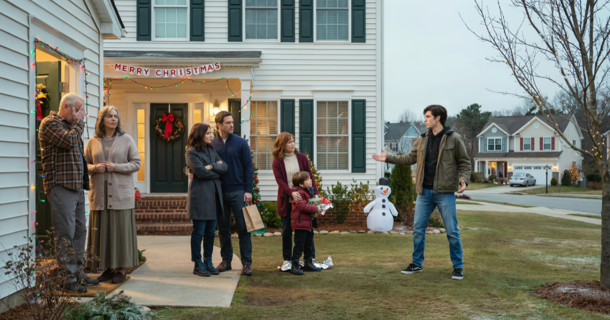 Uncle Meets Nephew’s Ex And Accidentally Uncovers A Much Bigger Family Secret