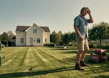 He Watered the Plants, Collected the Mail, and Helped His Retired Parents for Years, but Drew the Line at Mowing Their Lawn