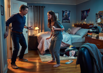 Daughter Feels Worthless Because Her Dad Treats His 18-Year-Old Girlfriend Bette