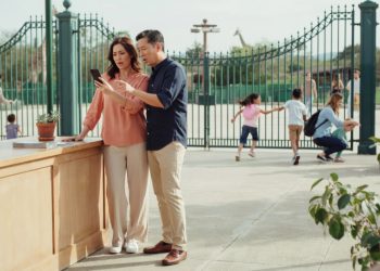 Man Quietly Removes His Ex From His Zoo Membership, Now She Might Find Out At The Ticket Booth
