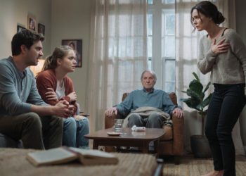 Daughter Refused To Care For The Father Who Abandoned Her, Her Siblings Called Her Selfish Daughter Refused To Care For The Father Who Abandoned Her, Her Siblings Called Her Selfish