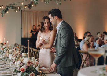 Guest Accidentally Brings an Uninvited Plus One to a Wedding, Then Realizes the Mistake Too Late