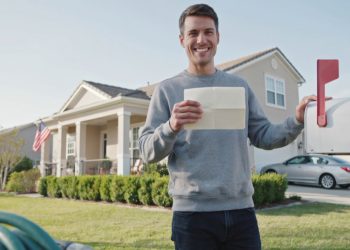 Customer Makes Wells Fargo Mail A Useless Statement Every Month Out Of Pure Spite