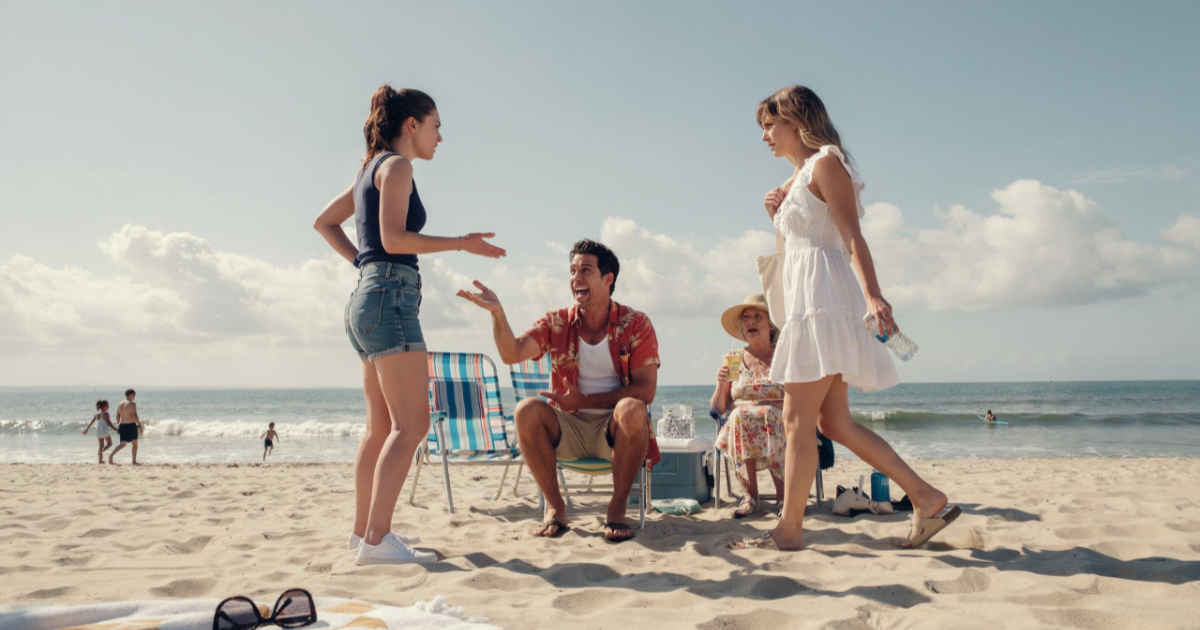 Woman Tells Cousin “That’s Why You’re Single” After His Beach Comments Go Too Far Woman Tells Cousin “That’s Why You’re Single” After His Beach Comments Go Too Far