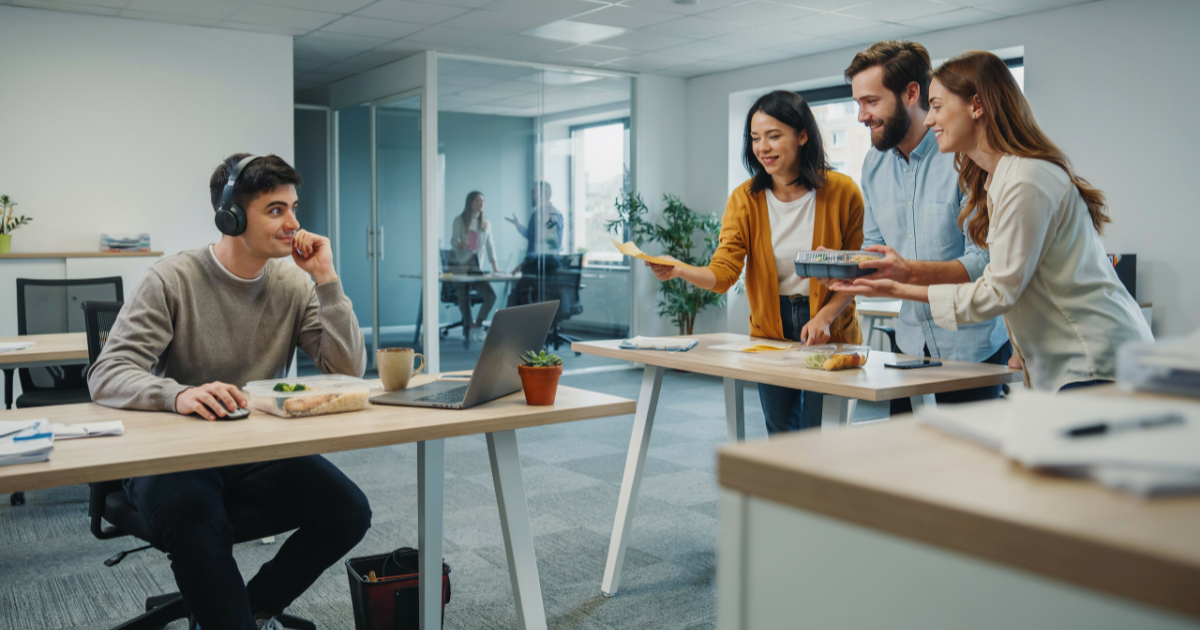 Man Learned Spanish To Catch Coworkers Gossiping, Then Discovered A Wholesome Truth