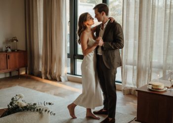 Newlyweds Kept One Secret From Everyone And They Plan To Keep It Forever
