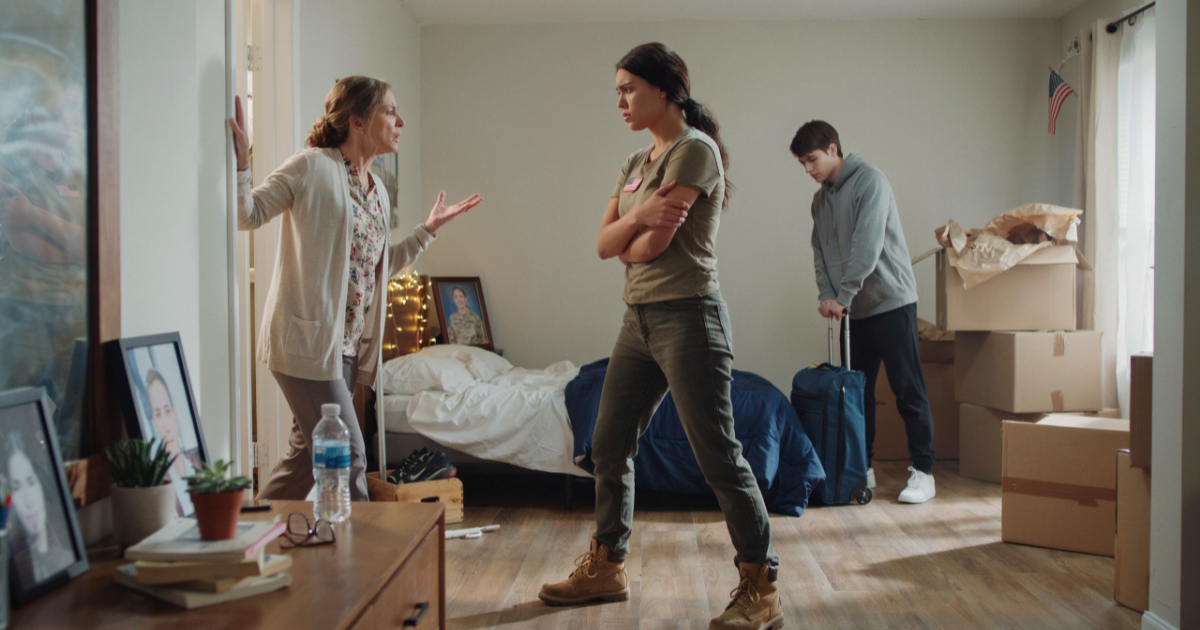 Mom Charges Her Daughter $1,500 Rent, Then Tries to Give Her Paid Bedroom to the Golden Child Mom Charges Her Daughter $1,500 Rent, Then Tries to Give Her Paid Bedroom to the Golden Child