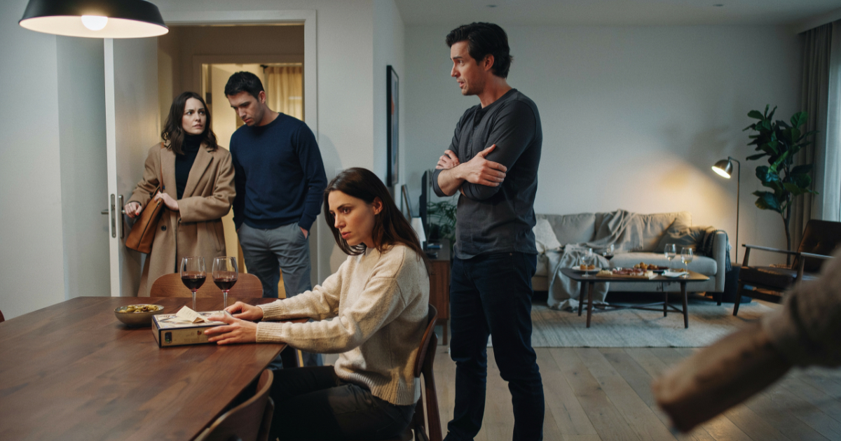 Woman Learns Her Friends Don’t Want to Be Around Her Husband, Then Discovers They’ve Been Worried About Her for Years